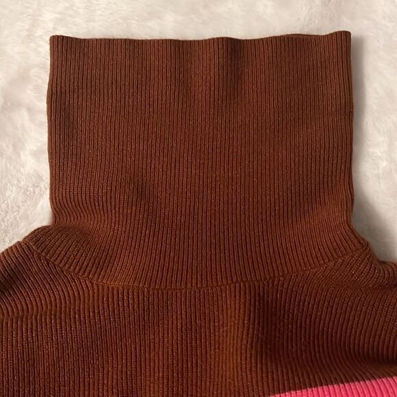 Free People Softly Structured Colorblock Turtleneck Sweater Pink Brown Oversized - Picture 9 of 16